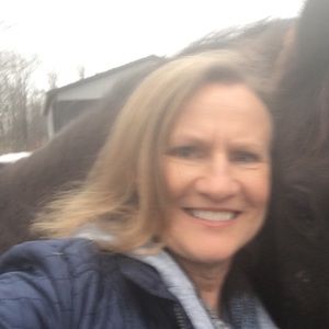 Meet your Posher, Lorinda